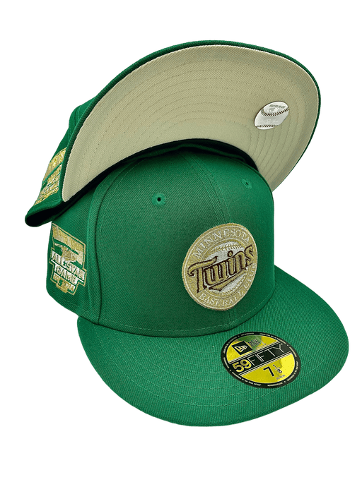 New Era Fitted Hat Minnesota Twins New Era Green Custom Timeless Collection Side Patch 59FIFTY Fitted Hat