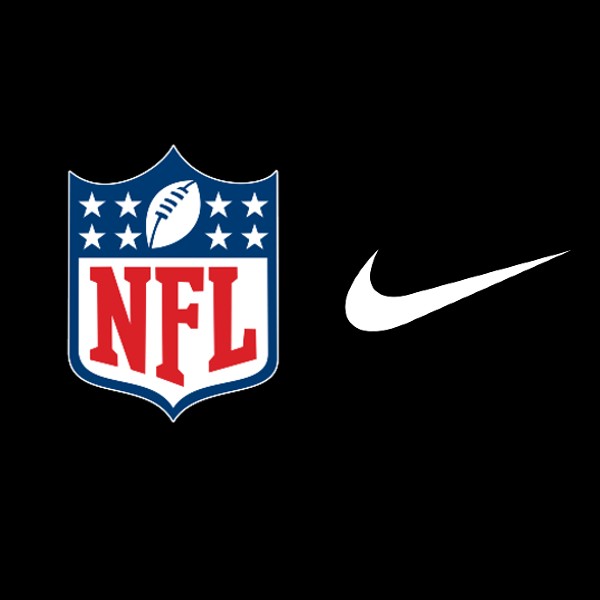 Patrick Mahomes' Royals softball jersey covered up Nike emblem