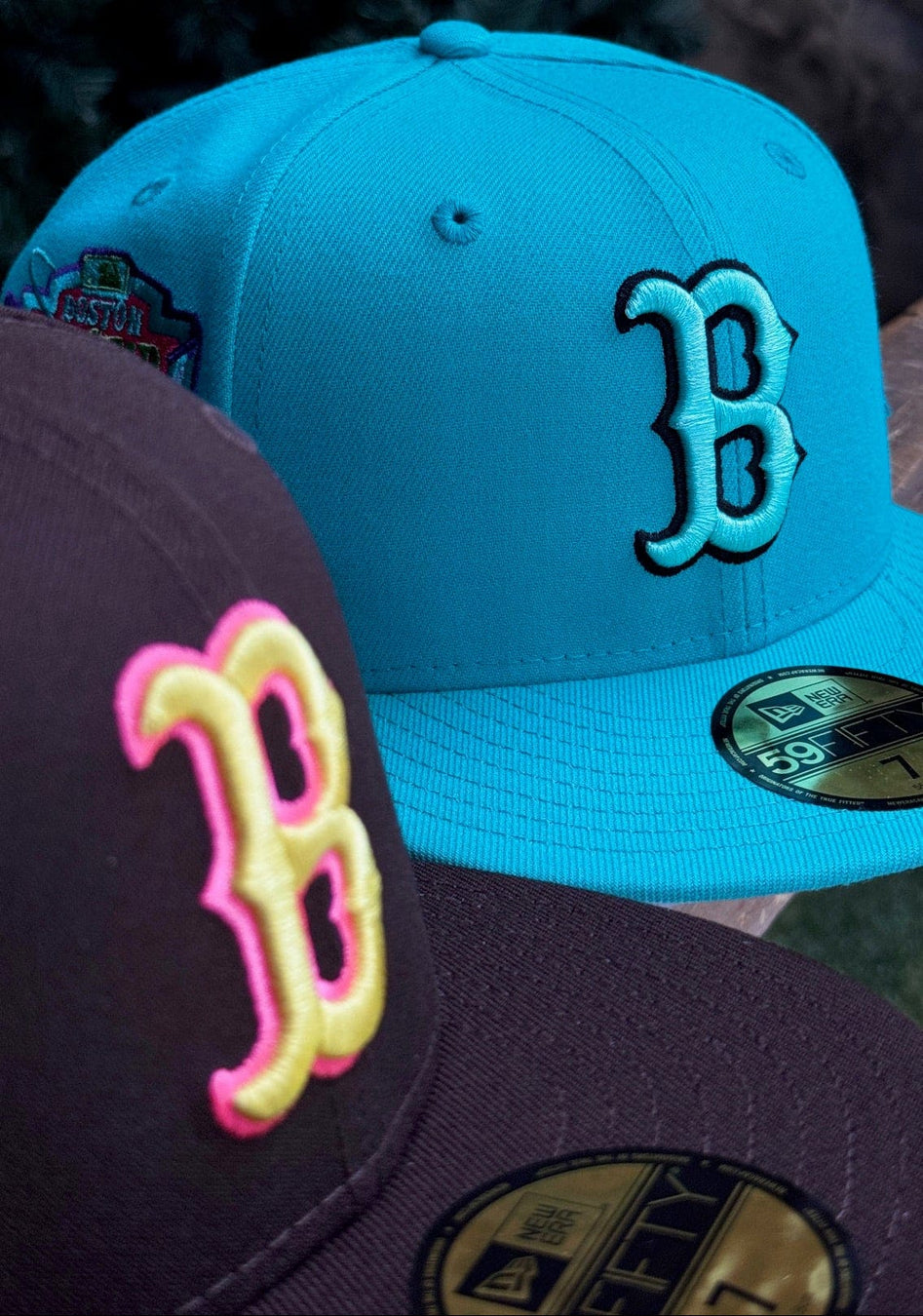 2 Boston Red Sox Hats