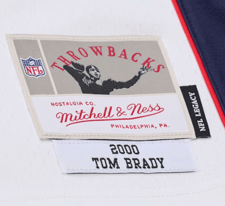 Mitchell & Ness Adult Jersey Adult Tom Brady New England Patriots White 2000 Mitchell & Ness Throwback Jersey - Men's