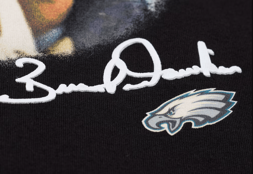 Mitchell & Ness Shirts Adult Brian Dawkins Philadelphia Eagles Mitchell & Ness Black Real NFL Big Face T-Shirt - Men's