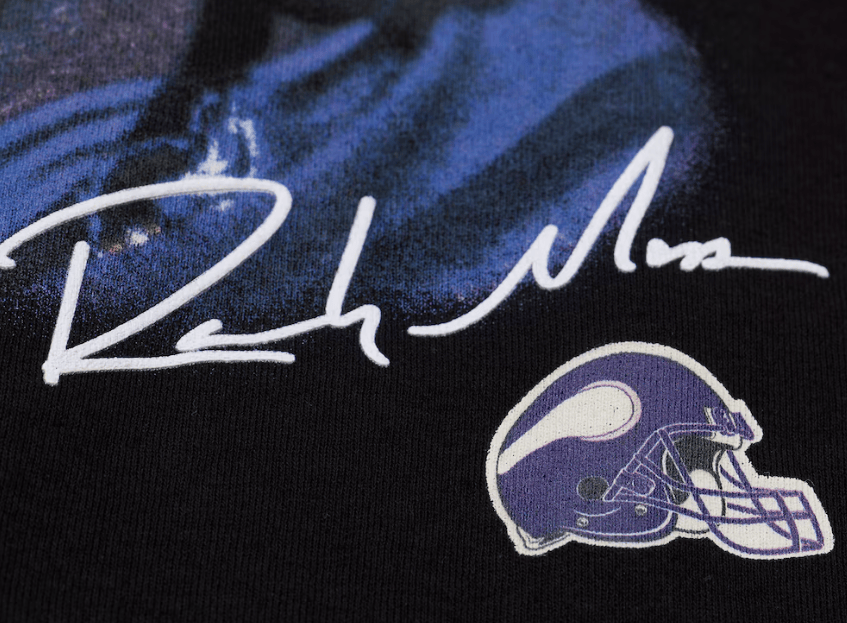 Mitchell & Ness Shirts Adult Randy Moss Minnesota Vikings Mitchell & Ness Black Real NFL Big Face T-Shirt - Men's