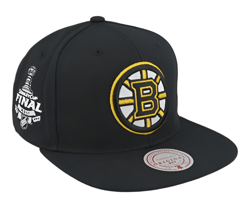 Mitchell & Ness Snapback Hat OSFM / Black Adult Boston Bruins Mitchell & Ness Black Top Spot Side Patch Snapback Hat - Men's