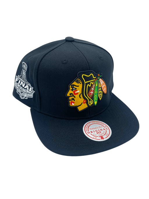 Mitchell & Ness Snapback Hat OSFM / Black Adult Chicago Blackhawks Mitchell & Ness Black Top Spot Side Patch Snapback Hat - Men's