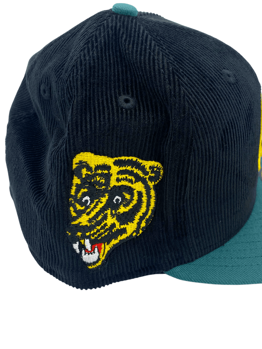 New Era Fitted Hat Adult Boston Bruins New Era Black/Green Movie Pack Custom Side Patch 59FIFTY Fitted Hat - Men's