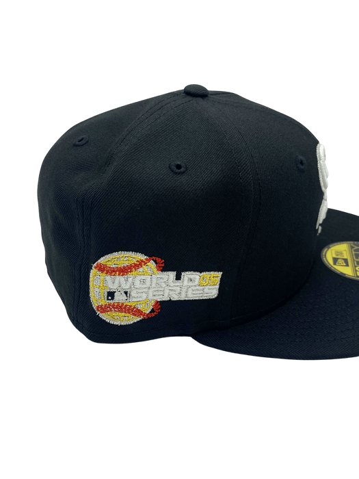 Adult Chicago White Sox New Era Black Remix Side Patch 59FIFTY Fitted Hat - Men's