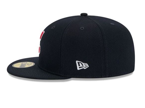 Adult Cleveland Guardians New Era Navy 2025 MLB Alternate Clubhouse 59FIFTY Fitted Hat - Men's