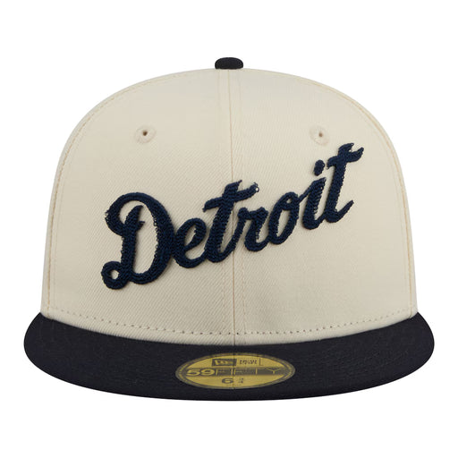 New Era Fitted Hat Adult Detroit Tigers New Era Chrome 2 Tone Chain Stitch Logo 59FIFTY Fitted Hat - Men's