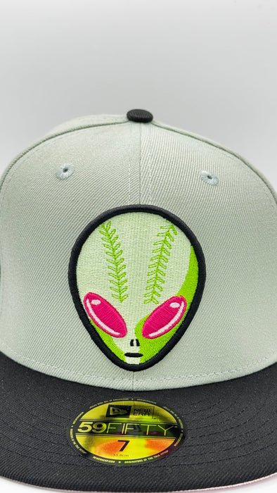 New Era Fitted Hat Adult Las Vegas 51s New Era Green & Black 'The Alien' Custom 59FIFTY Fitted Hat - Men's