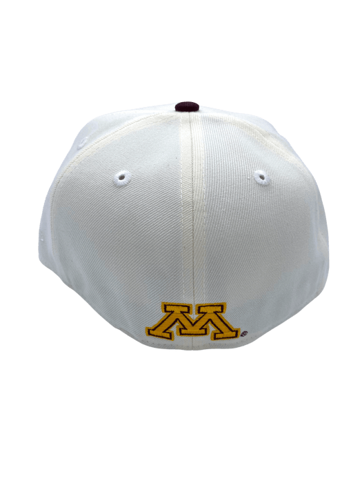 New Era Fitted Hat Adult Minnesota Golden Gophers New Era Chrome/Maroon Modern Gopher Custom 2002 Side Patch 59FIFTY Fitted Hat - Men's
