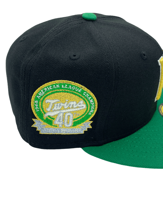 New Era Fitted Hat Adult Minnesota Twins New Era Black/Green Custom Side Patch 59FIFTY Fitted Hat - Men's