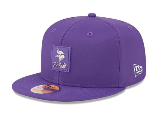 Adult Minnesota Vikings New Era Purple 2025 NFL Sideline 59FIFTY Fitted Hat - Men's