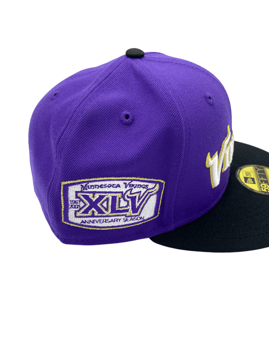 New Era Fitted Hat Adult Minnesota Vikings New Era Purple/Black Pinky Custom Side Patch 59FIFTY Fitted Hat - Men's