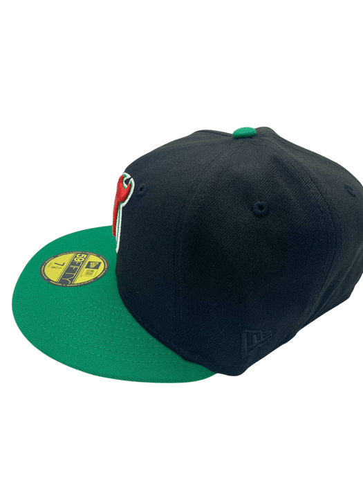 New Era Fitted Hat Adult New Jersey Devils New Era Black/Green Classic Custom Side Patch 59FIFTY Fitted Hat - Men's