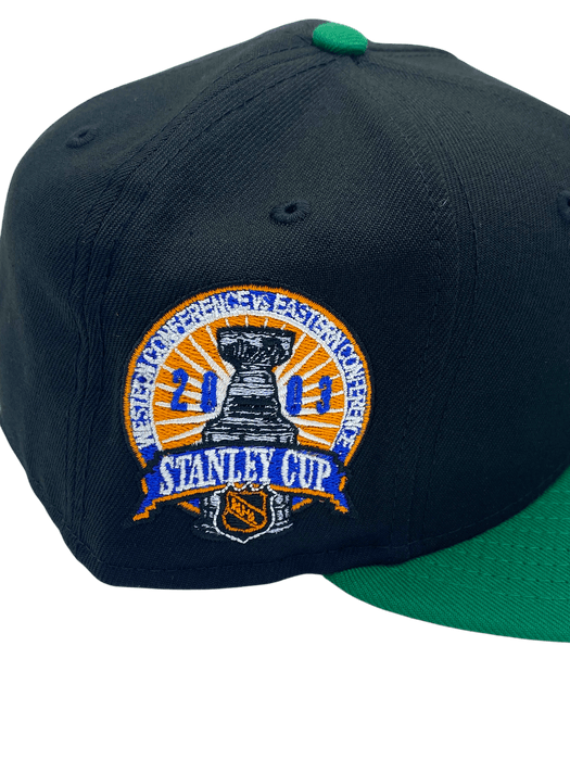 New Era Fitted Hat Adult New Jersey Devils New Era Black/Green Classic Custom Side Patch 59FIFTY Fitted Hat - Men's