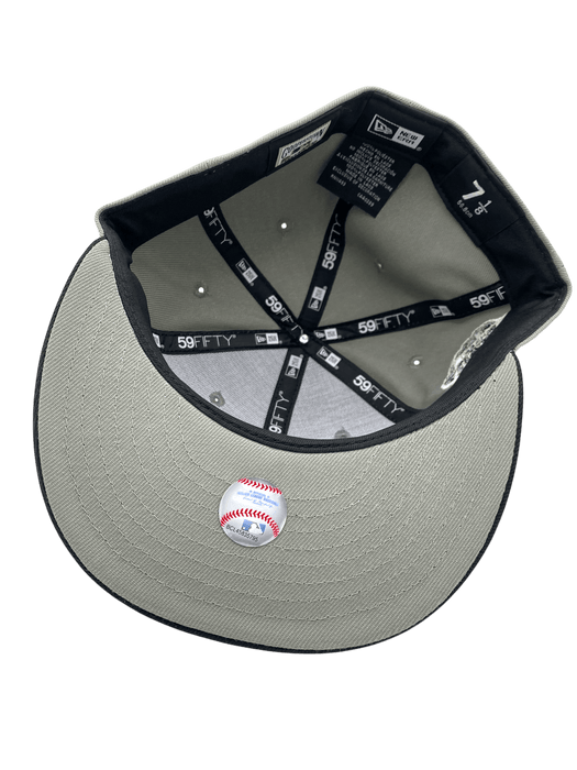 New Era Fitted Hat Adult New York Yankees New Era Gray/Black Iris Custom Side Patch 59FIFTY Fitted Hat - Men's