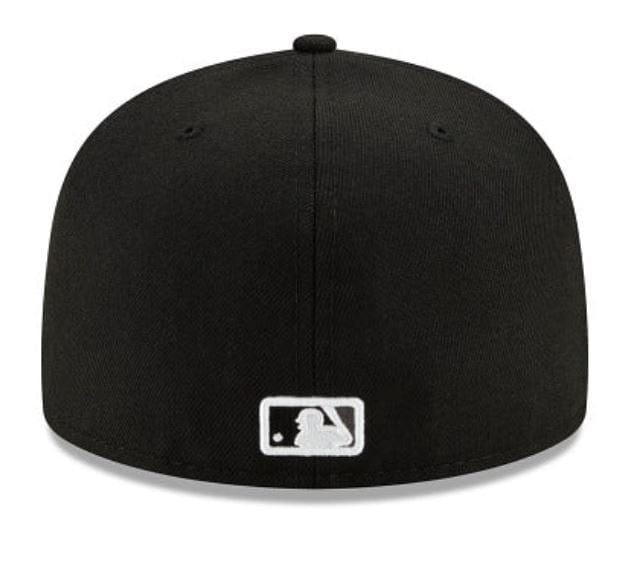 New Era Fitted Hat Chicago White Sox New Era Black 2023 City Connect 59FIFTY Fitted Hat