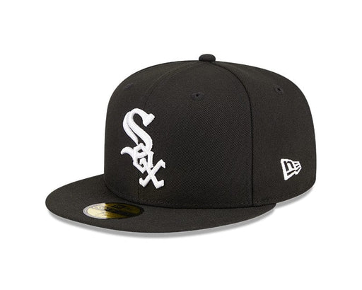 New Era Fitted Hat Chicago White Sox New Era Black and White Side Patch 59FIFTY Fitted Hat - Men's