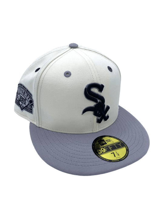 New Era Fitted Hat Chicago White Sox New Era Chrome Color Family Side Patch 59FIFTY Fitted Hat - Men's