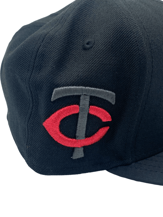 New Era Fitted Hat Minnesota Twins New Era Black/Charcoal Custom Side Patch 59FIFTY Fitted Hat - Men's