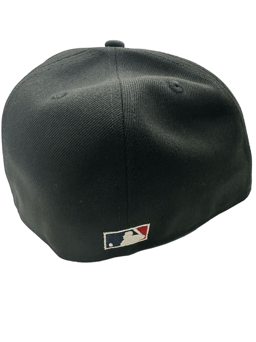 New Era Fitted Hat Minnesota Twins New Era Black/Green Custom Side Patch 59FIFTY Fitted Hat