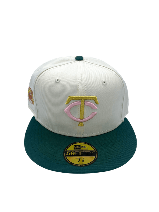 New Era Fitted Hat Minnesota Twins New Era Chrome/Green Pinky Custom 59FIFTY Fitted Hat - Men's