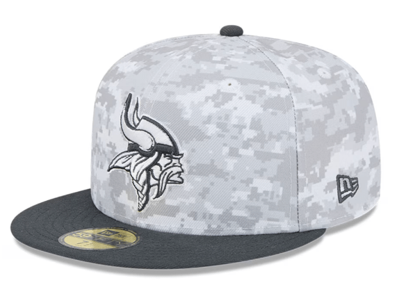 New Era Fitted Hat Minnesota Vikings New Era Camo 2024 Salute To Service 59FIFTY Fitted Hat