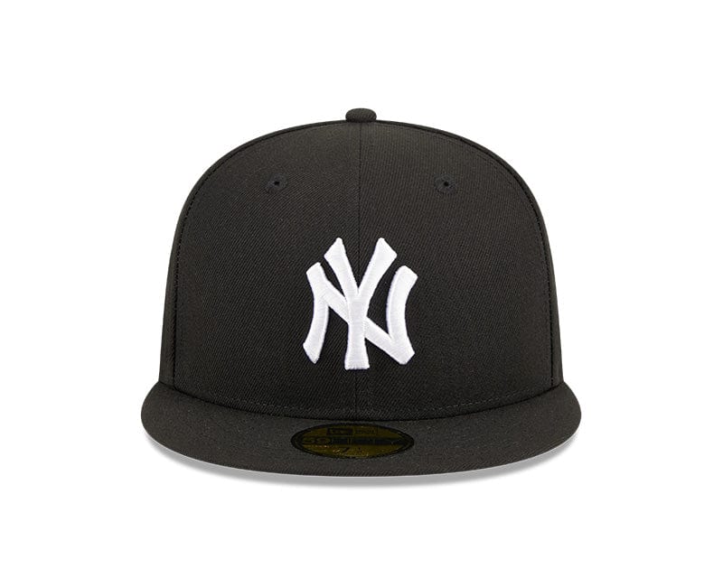 New Era Fitted Hat New York Yankees New Era Black and White Side Patch 59FIFTY Fitted Hat - Men's