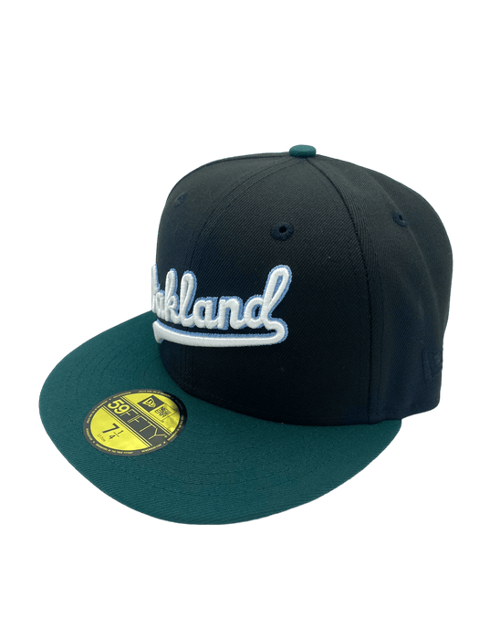 New Era Fitted Hat Oakland Athletics New Era Black/Green Frozen in Time Custom Side Patch 59FIFTY Fitted Hat - Men's