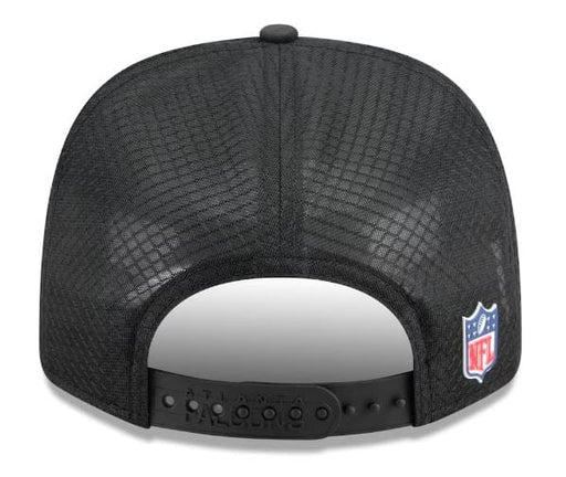Adult Atlanta Falcons New Era Black 2025 NFL Sideline 9SEVENTY Adjustable Trucker Hat - Men's