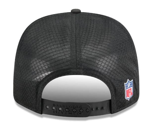New Era Fitted Hat OSFM / Black Adult Baltimore Ravens New Era Black 2025 NFL Sideline 9SEVENTY Adjustable Trucker Hat - Men's