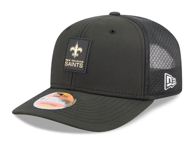 Adult New Orleans Saints New Era Black 2025 NFL Sideline 9SEVENTY Adjustable Trucker Hat - Men's
