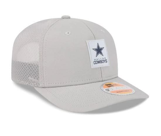 Adult Dallas Cowboys New Era Gray 2025 NFL Sideline 9SEVENTY Adjustable Trucker Hat - Men's