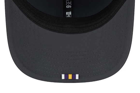 New Era Fitted Hat OSFM / Gray Adult Minnesota Vikings New Era Charcoal Gray 2025 NFL Sideline Cold Weather 9SEVENTY Adjustable Trucker Hat - Men's