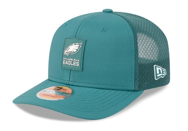 Adult Philadelphia Eagles New Era Green 2025 NFL Sideline 9SEVENTY Adjustable Trucker Hat - Men's
