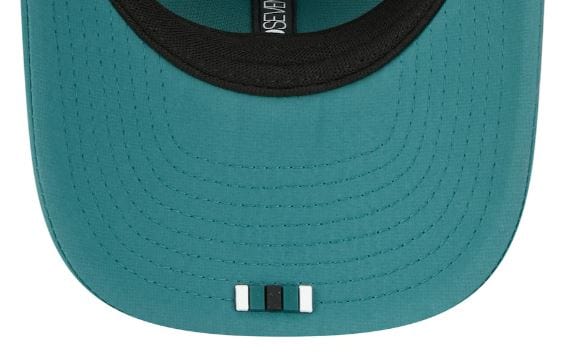 Adult Philadelphia Eagles New Era Green 2025 NFL Sideline 9SEVENTY Adjustable Trucker Hat - Men's