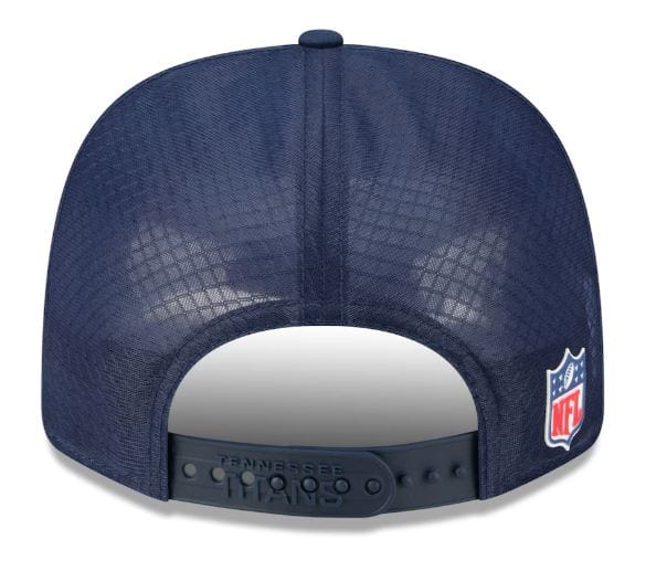 Adult Tennessee Titans New Era Navy 2025 NFL Sideline 9SEVENTY Adjustable Trucker Hat - Men's