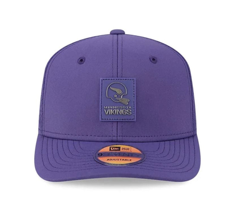 Adult Minnesota Vikings New Era Purple 2025 NFL Sideline Helmet 9SEVENTY Adjustable Trucker Hat - Men's