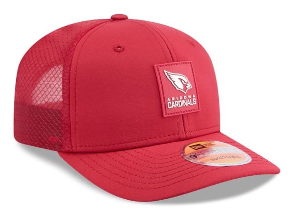 Adult Arizona Cardinals New Era Red 2025 NFL Sideline 9SEVENTY Adjustable Trucker Hat - Men's