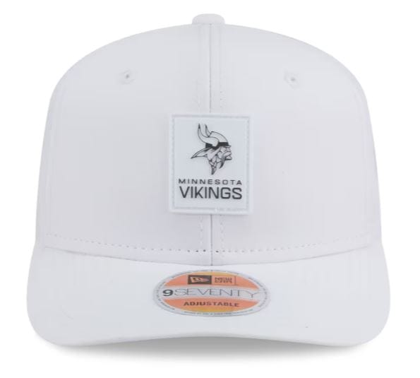 Adult Minnesota Vikings New Era White 2025 NFL Sideline 9SEVENTY Adjustable Trucker Hat - Men's