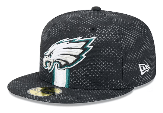 New Era Fitted Hat Philadelphia Eagles New Era Black 2024 Sideline 59FIFTY Fitted Hat - Men's