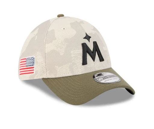 New Era Flex Hat Adult Minnesota Twins New Era Tan/Green 2025 Armed Forces 39THIRTY Flex Hat - Men's
