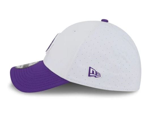 Adult Minnesota Vikings New Era 2025 White NFL Training Camp 39THIRTY Flex Fit Hat - Men's