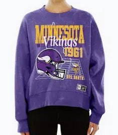 New Era Shirts New Era Womens Vikings Crewneck Crop