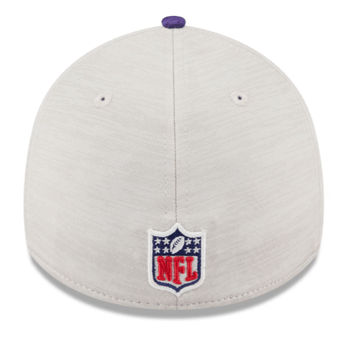 New Era Snapback Hat Minnesota Vikings New Era Stone/Purple 2024 Historic Sideline 39THIRTY Flex Hat