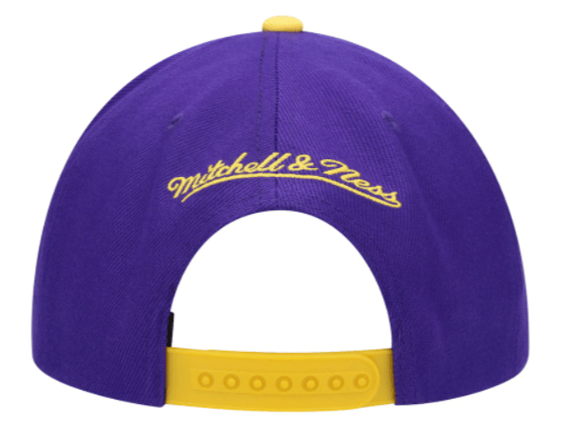 Men's Los Angeles Lakers Mitchell & Ness Gold/Purple Hardwood Classics 2001  NBA Finals Patch Snapback