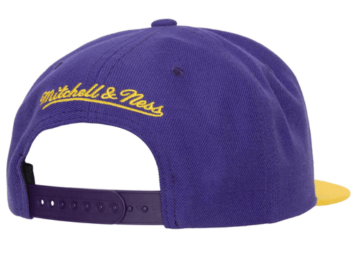 Los Angeles Lakers Mitchell & Ness Ground Snapback Hat - White