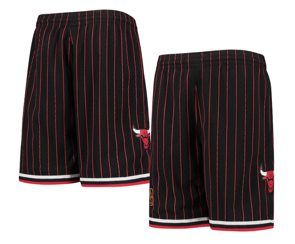 Mitchell+%26+Ness+Chicago+Bulls+1996+Black+Pin+Stripe+Swingman+Shorts+Size+Medium  for sale online