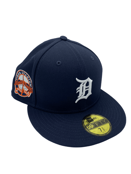 New Era Men's 7 Detroit Tigers 59FIFTY Authentic Collection Fitted Hat - Navy - Each