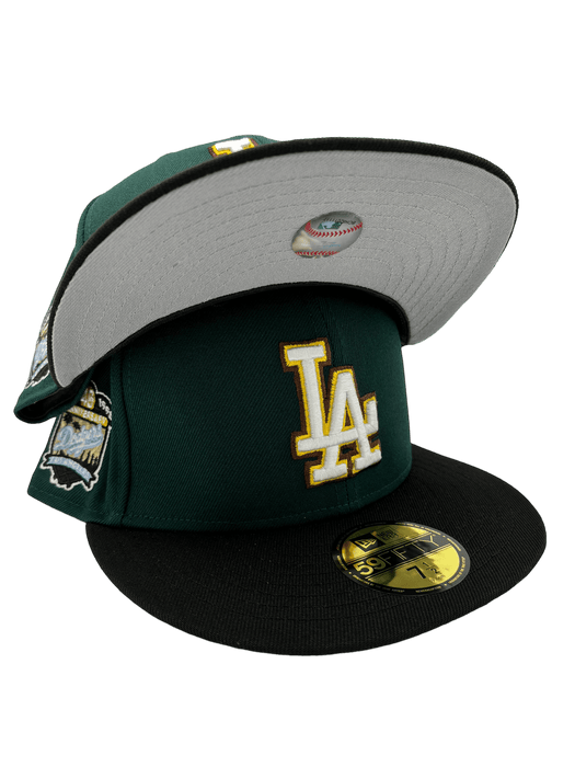 New Era Men's New Era White/Green Oakland Athletics Cooperstown Collection  50th Anniversary Chrome - 59FIFTY Fitted Hat